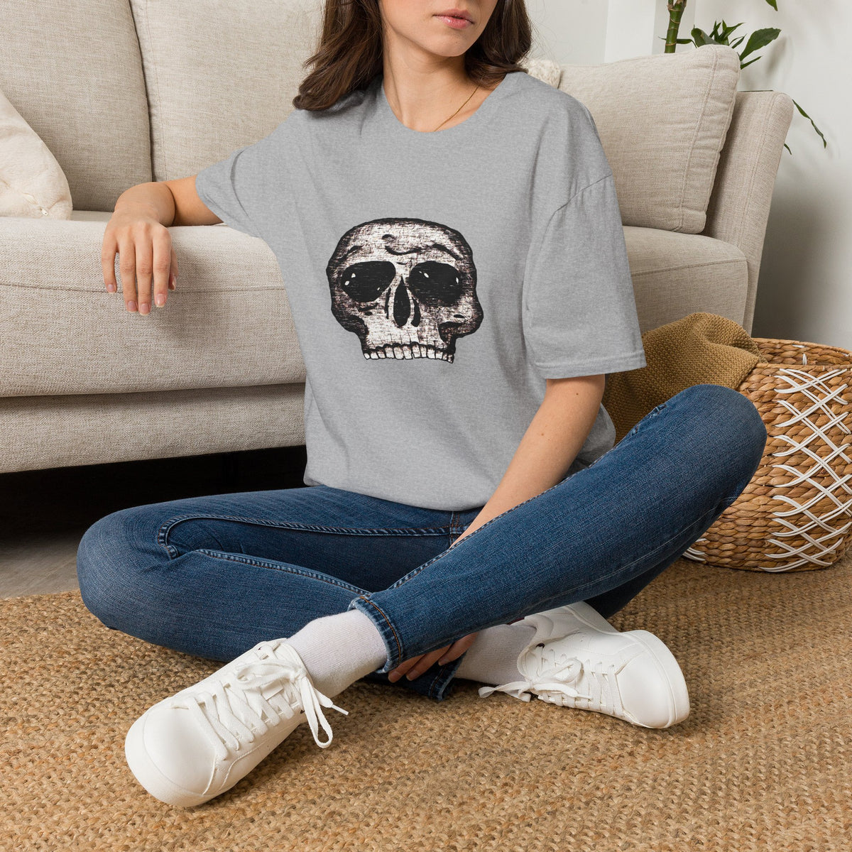 Vintage Distressed Skull Tee for Goth & Alternative Style