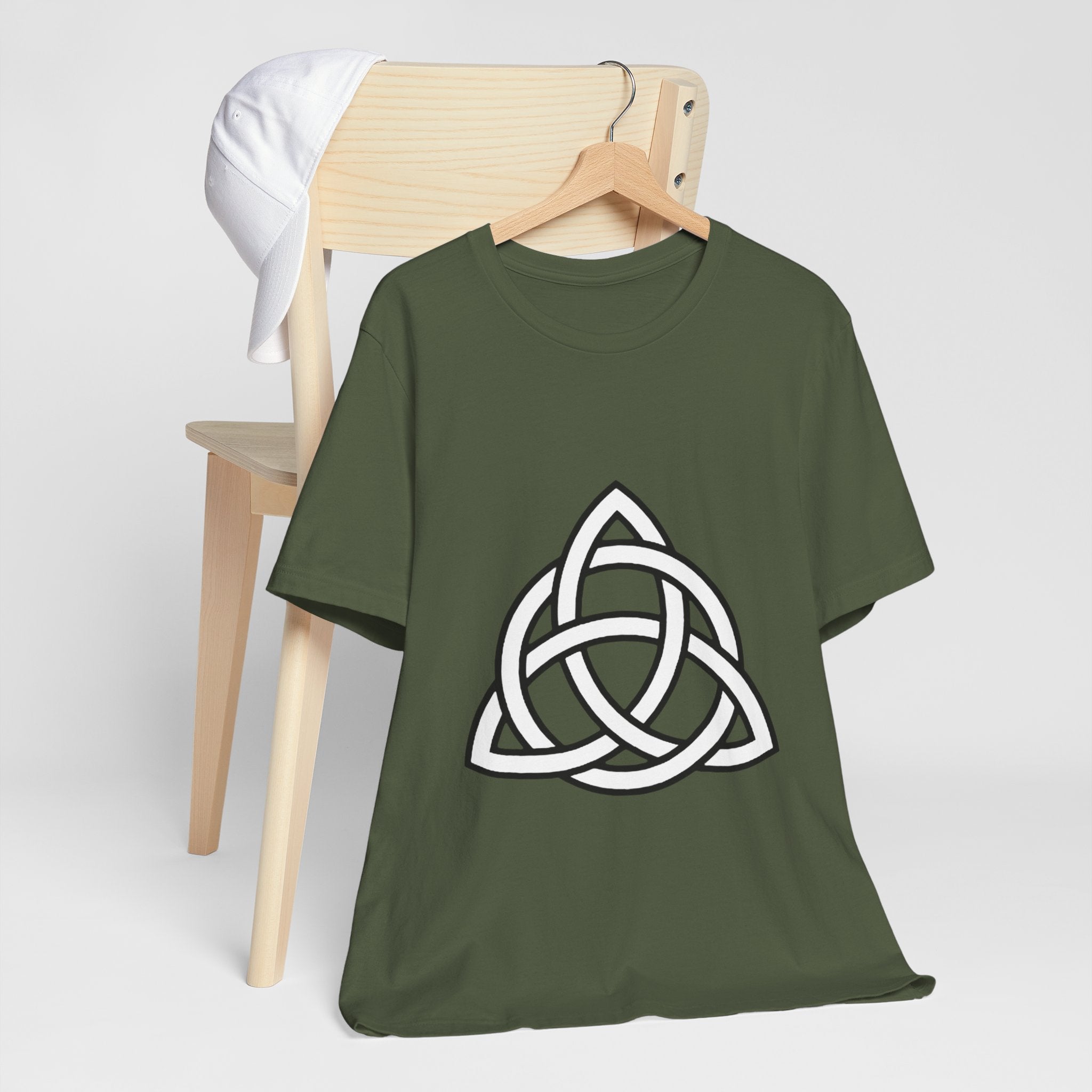 Celtic Dara Knot Circle T-Shirt | Interlaced Celtic Design