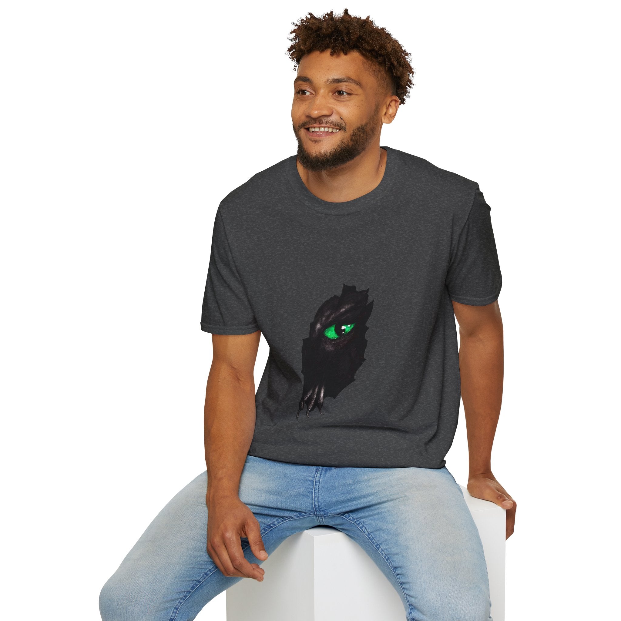 Green Dragon Eye and Claw Tee | T-shirt