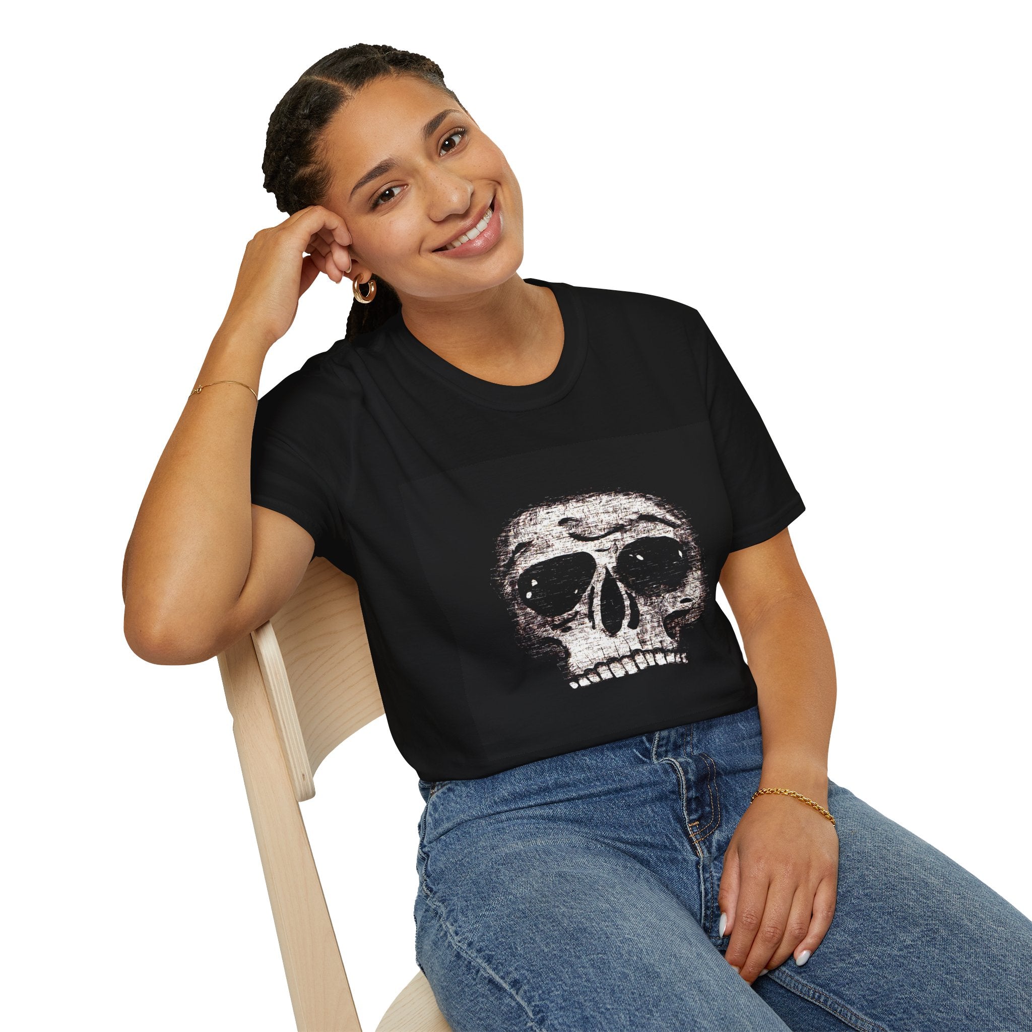 Skull Graphic T‑Shirt — Vintage Distressed Skull Tee for Goth & Alternative Style