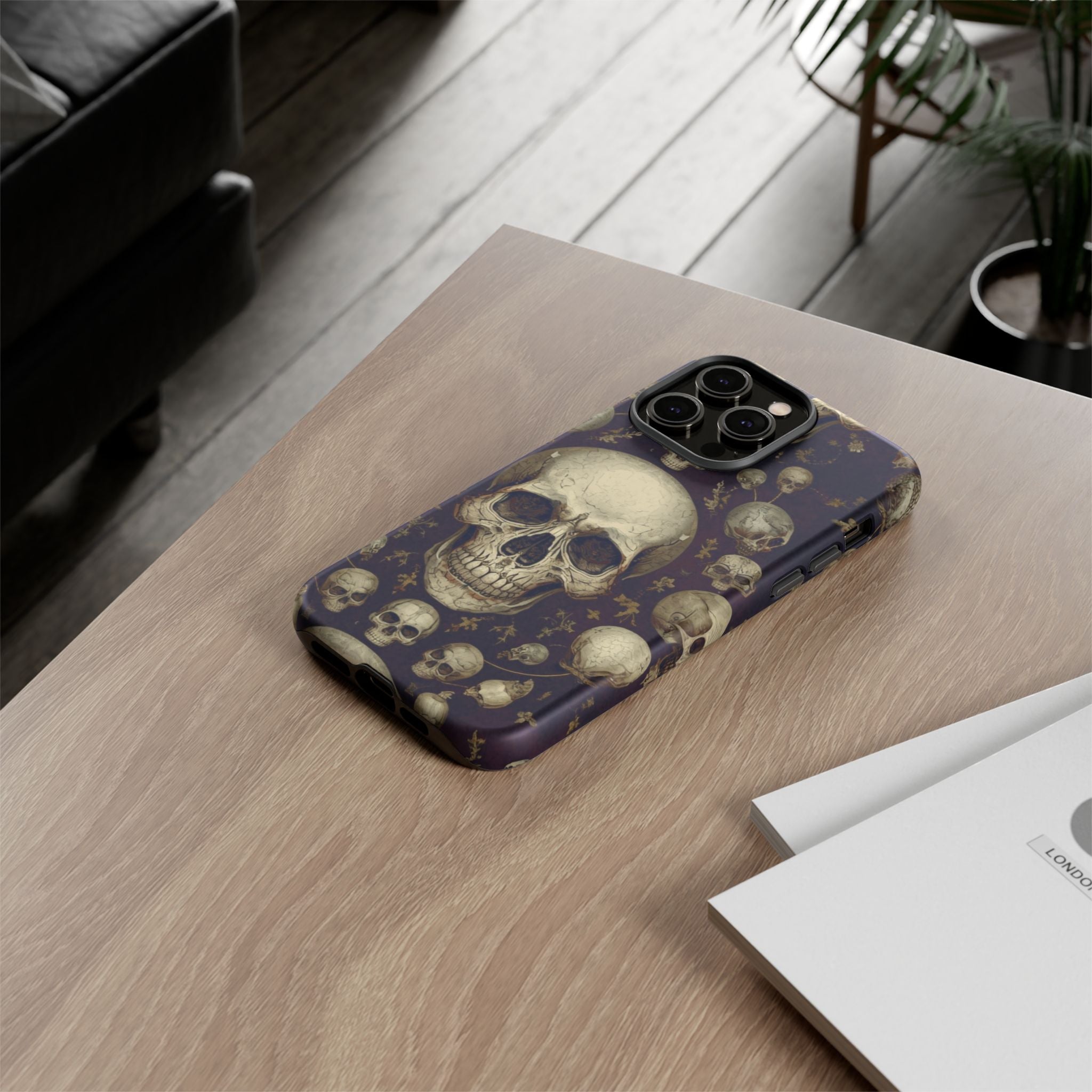 Skull Pattern Phone Case — Gothic Vintage Skull Design for iPhone